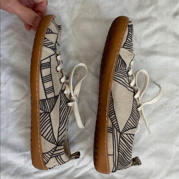 Mukishoes - Picture 4 of 6